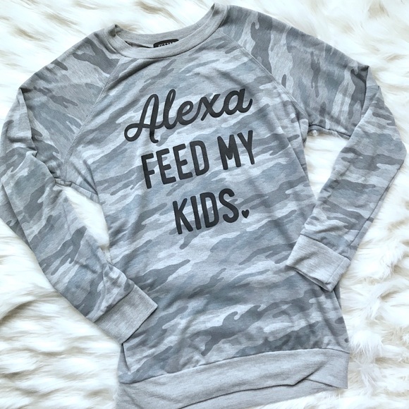 Alexa graphic French Terry top - Picture 2 of 4